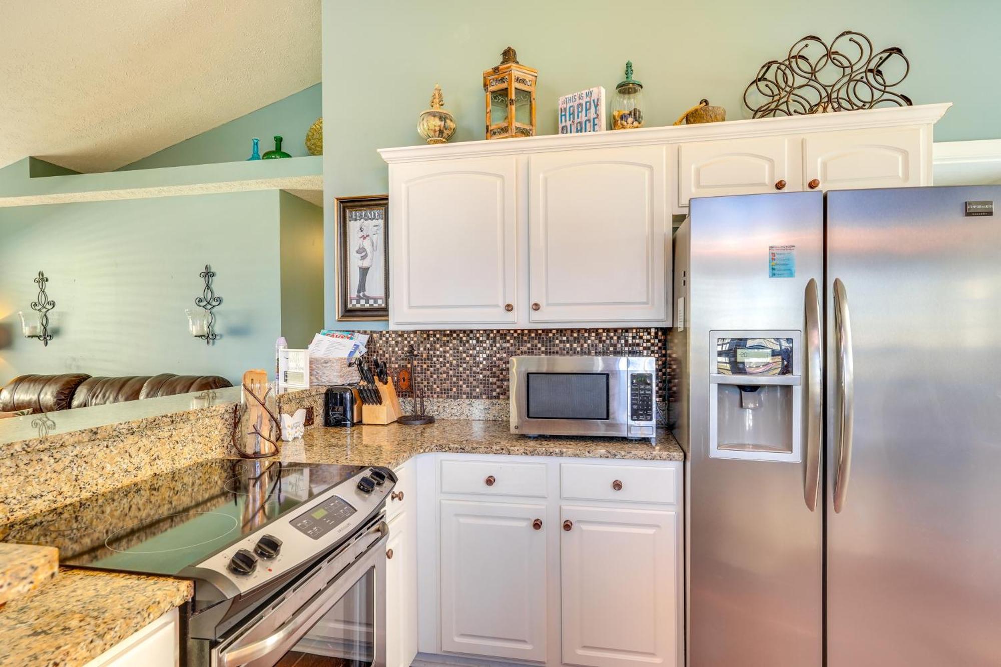 Holiday home 1 Mi To Gulf With Patio And Pool Access In Pcb!